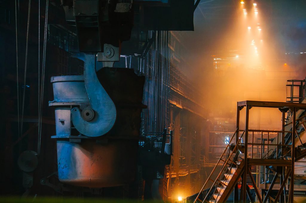 Ochrona robotów przemysłowych kluczem do wydajności procesu produkcyjnego
